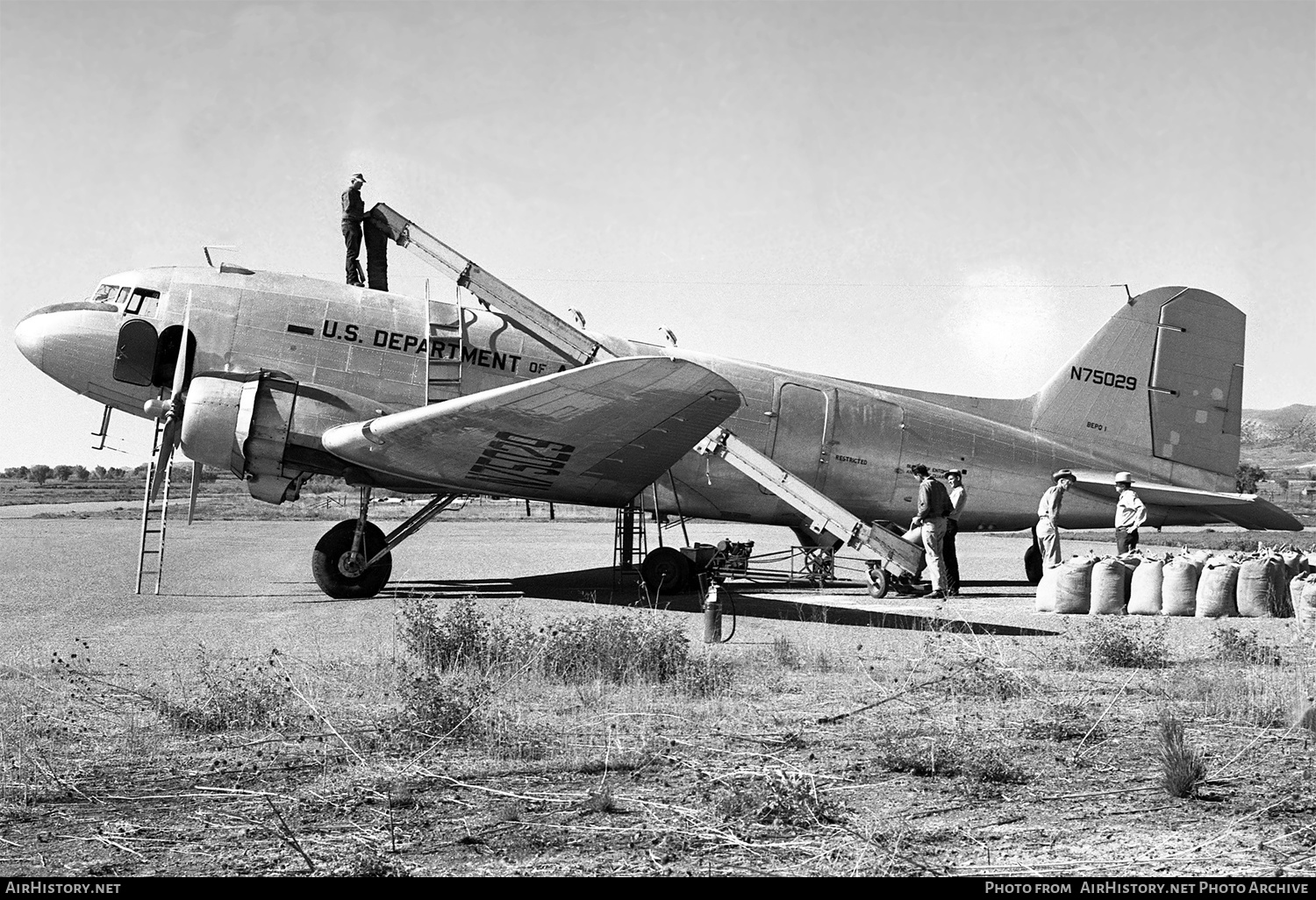 Aircraft Photo of N75029 | Douglas C-47 Skytrain | US Department of Agriculture | AirHistory.net #141894