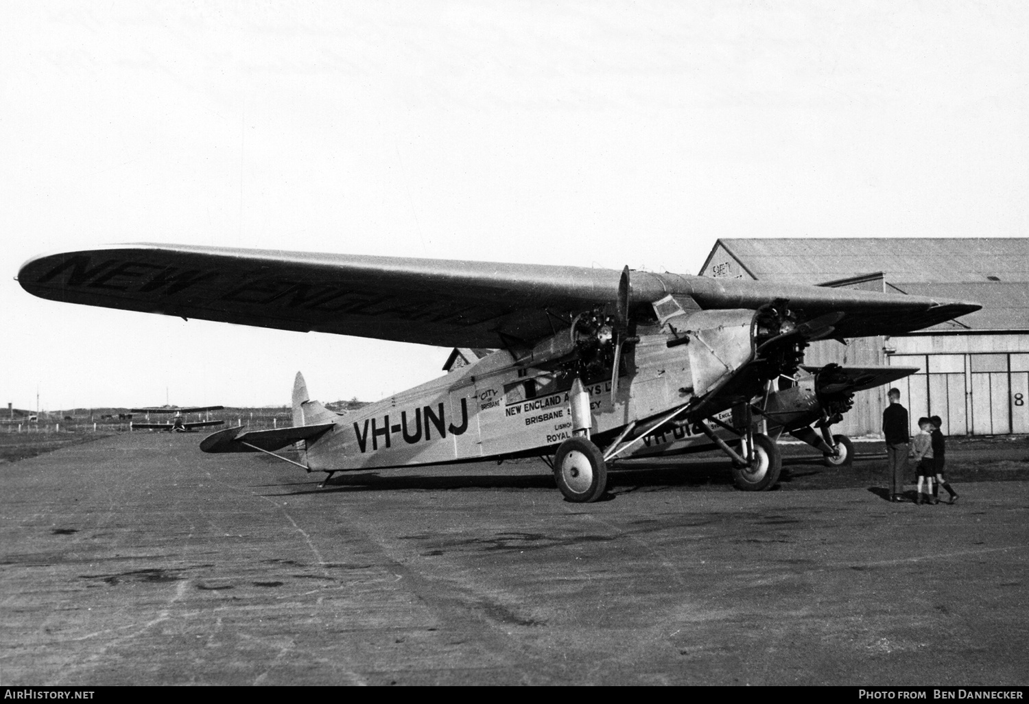Aircraft Photo of VH-UNJ | Avro 618 Ten | New England Airways | AirHistory.net #141910