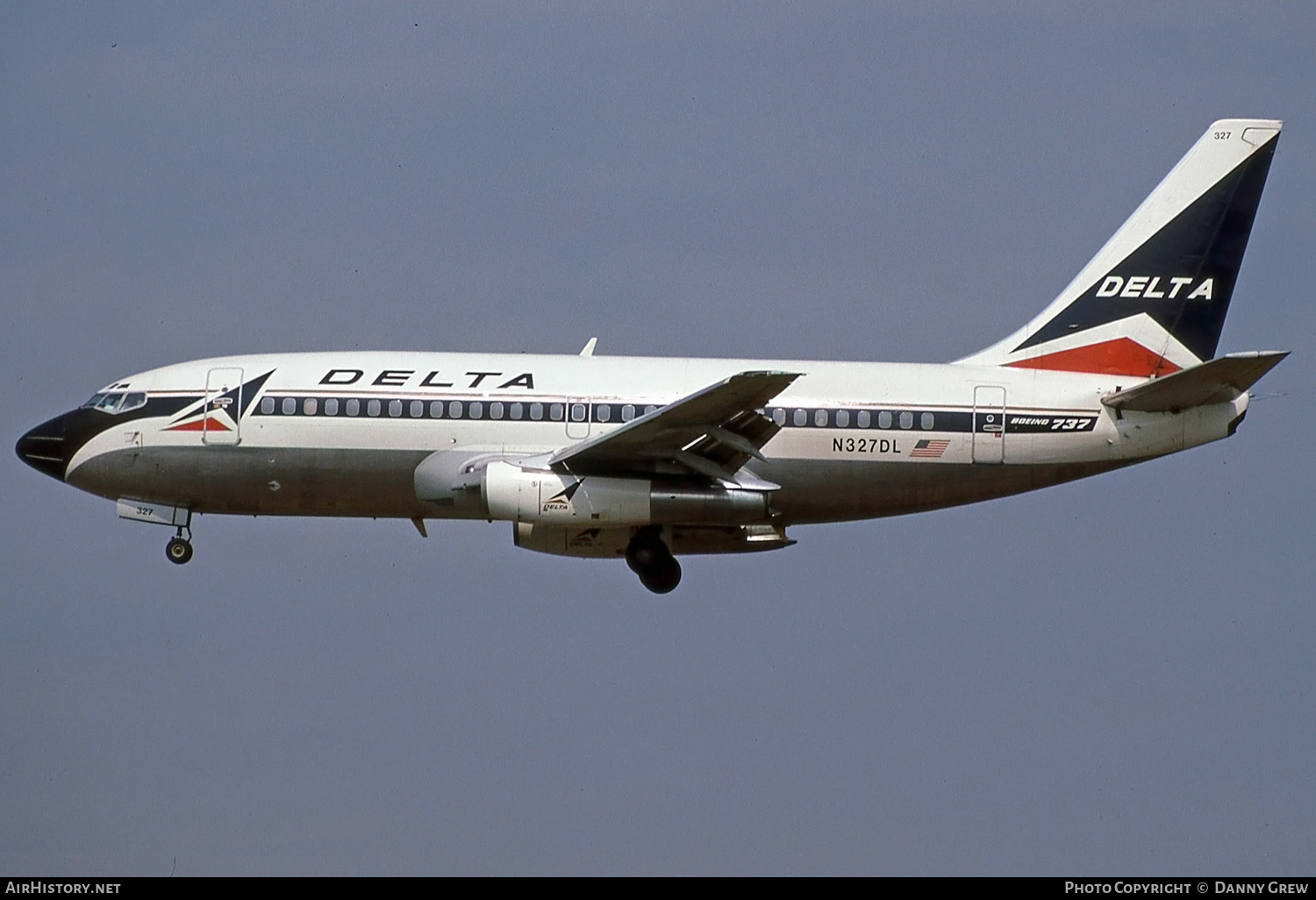 Aircraft Photo of N327DL | Boeing 737-232/Adv | Delta Air Lines | AirHistory.net #141997