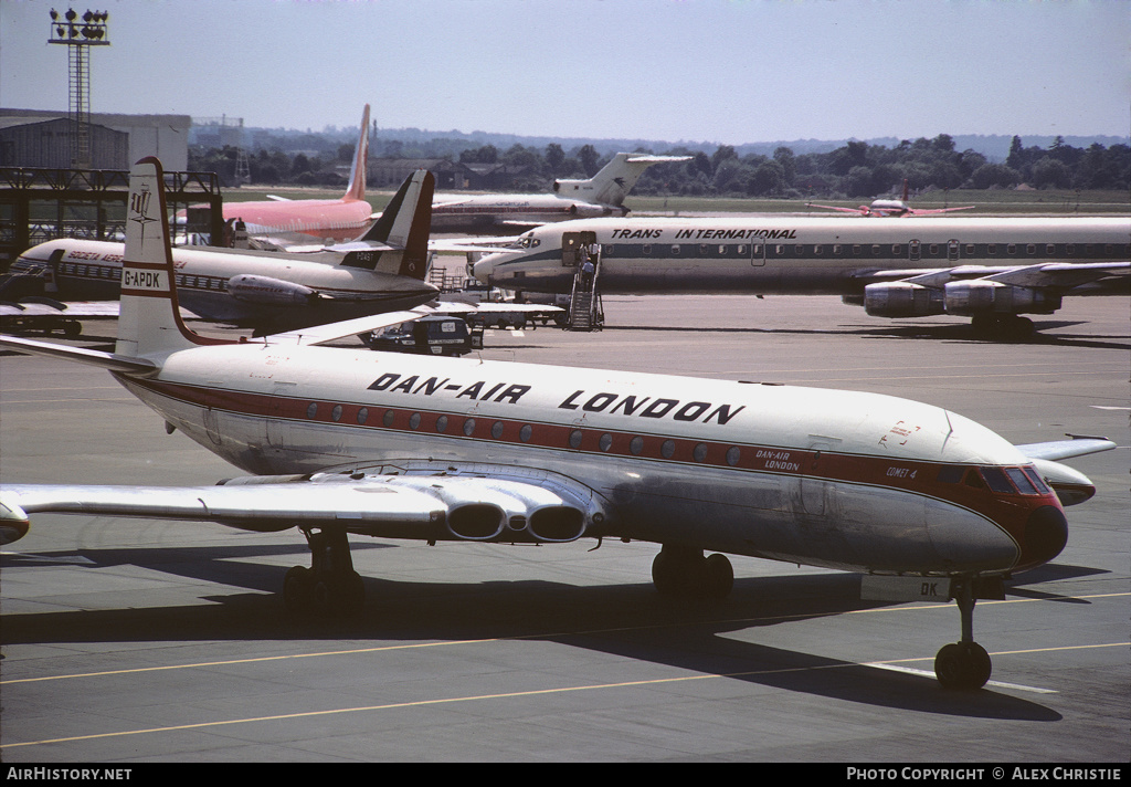 Aircraft Photo of G-APDK | De Havilland D.H. 106 Comet 4 | Dan-Air London | AirHistory.net #142056