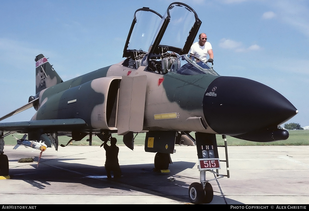 Aircraft Photo of 63-7515 / AF63-515 | McDonnell F-4C Phantom II | USA - Air Force | AirHistory.net #142089