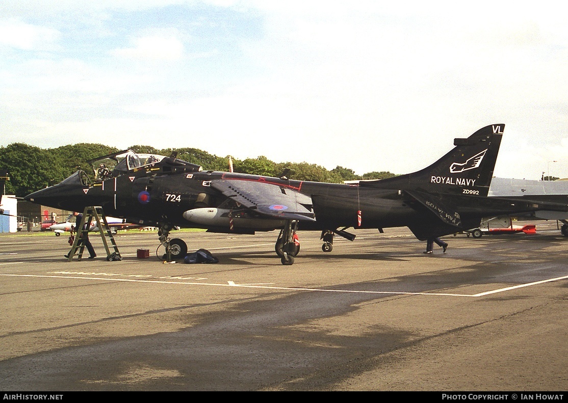 Aircraft Photo of ZD992 | Hawker Siddeley Harrier T8 | UK - Navy | AirHistory.net #142101
