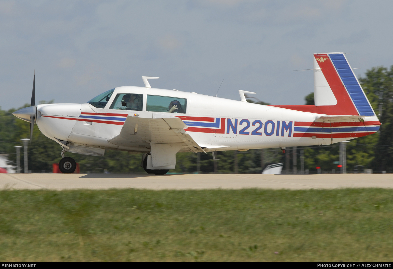 Aircraft Photo of N2201M | Mooney M-20J | AirHistory.net #142136