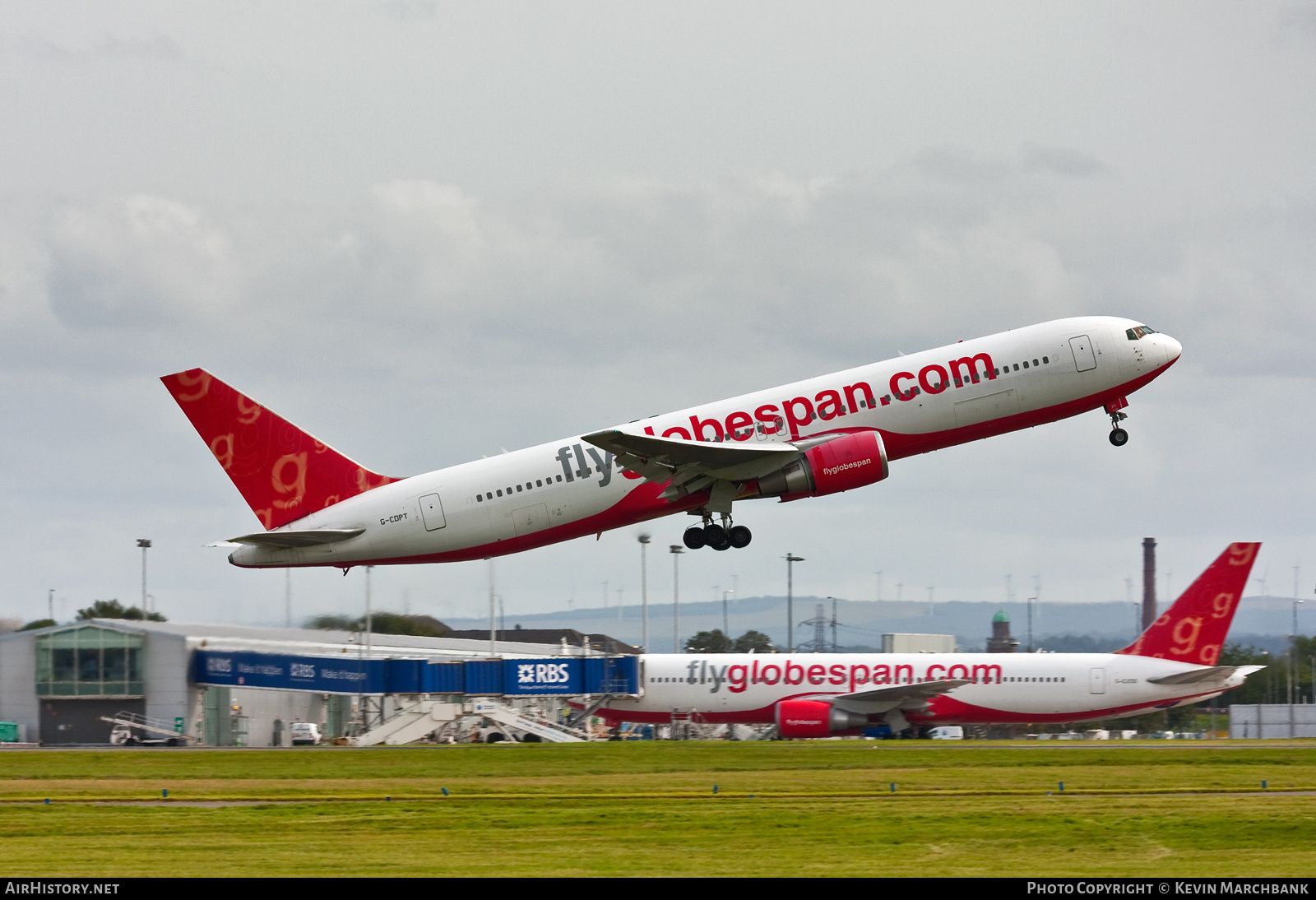 Aircraft Photo of G-CDPT | Boeing 767-319/ER | Flyglobespan | AirHistory.net #142204