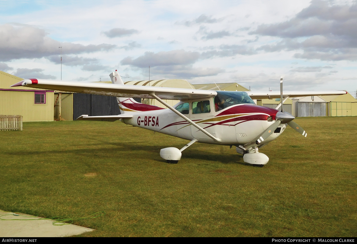 Aircraft Photo of G-BFSA | Reims F182Q Skylane | AirHistory.net #142250