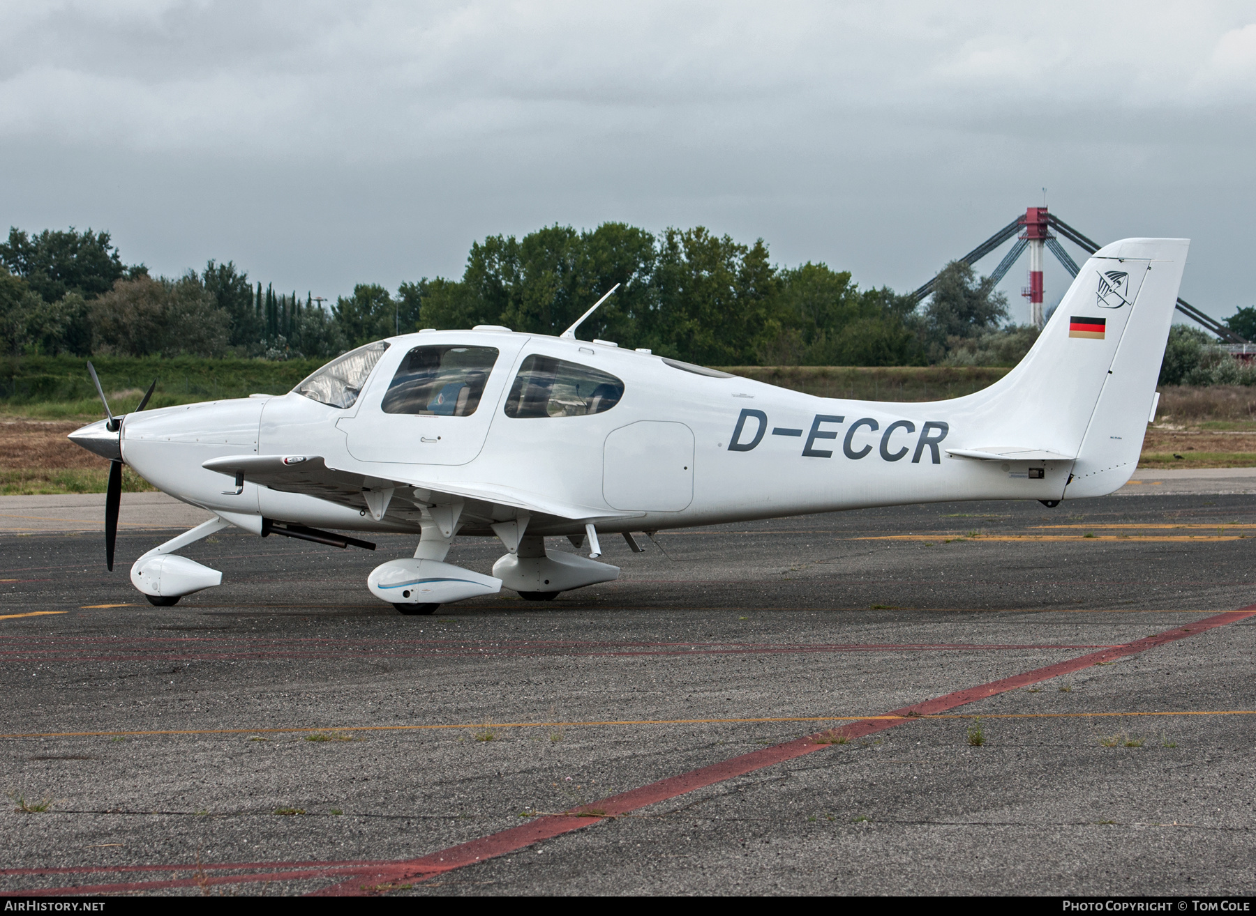 Aircraft Photo of D-ECCR | Cirrus SR-20 G1 | AirHistory.net #142280