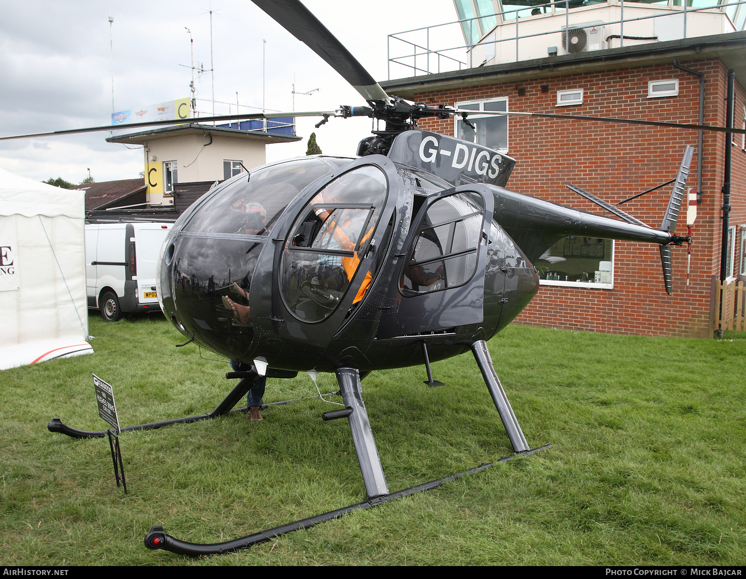 Aircraft Photo of G-DIGS | Hughes 500 (369HE) | AirHistory.net #142307