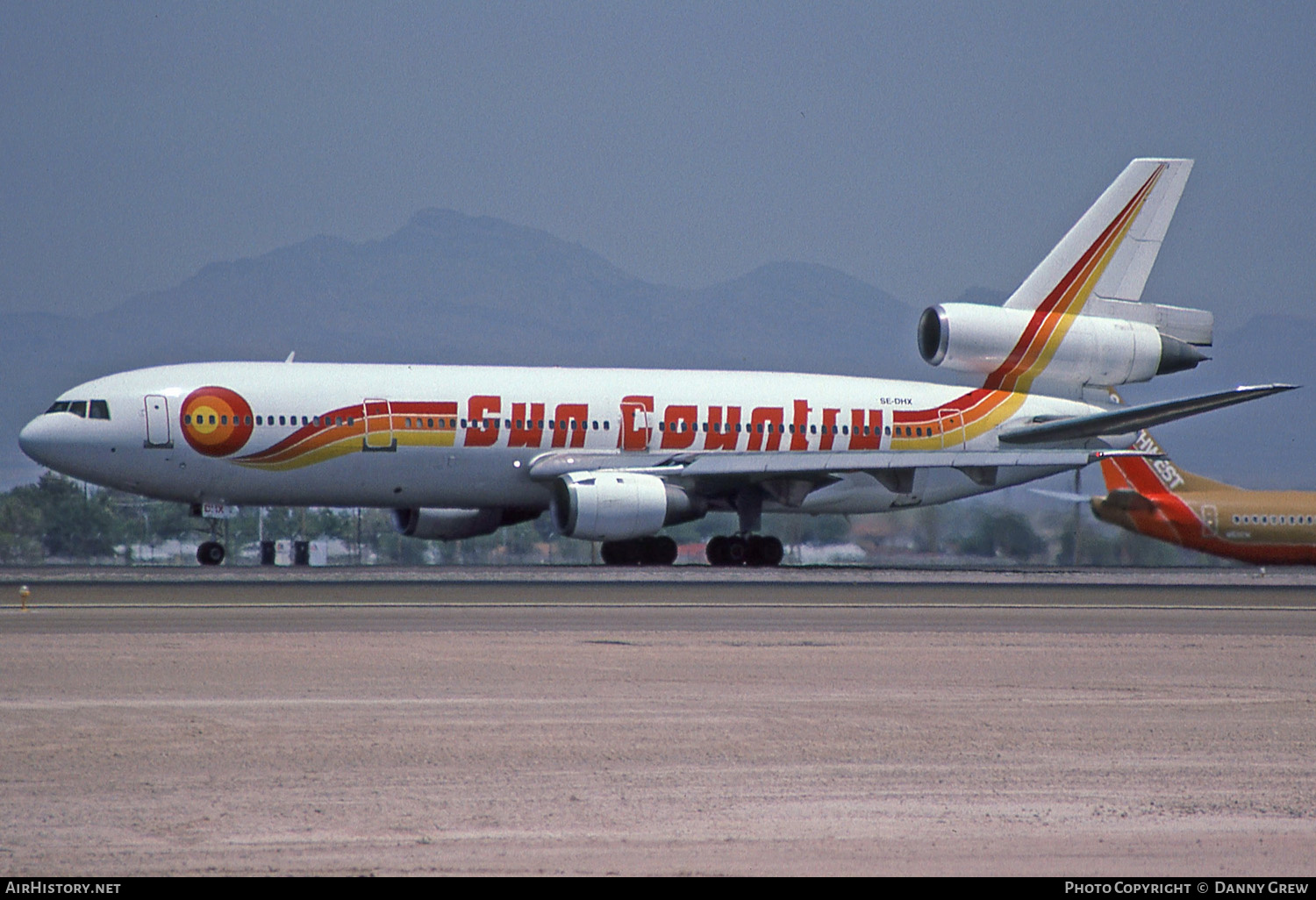 Aircraft Photo of SE-DHX | McDonnell Douglas DC-10-10 | Sun Country Airlines | AirHistory.net #142321