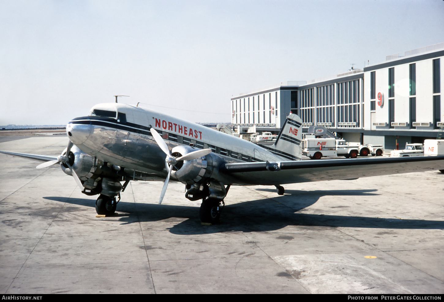 Aircraft Photo of N44992 | Douglas DC-3A | Northeast Airlines | AirHistory.net #142365