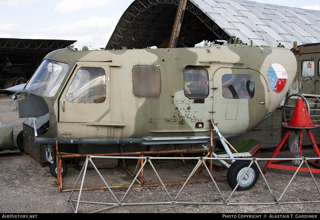 Aircraft Photo of 8941 | Mil Mi-2 | Czechoslovakia - Air Force | AirHistory.net #142458