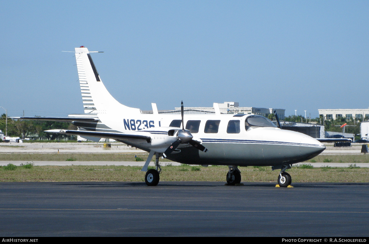 Aircraft Photo of N8236J | Piper Aerostar 601P | AirHistory.net #142525
