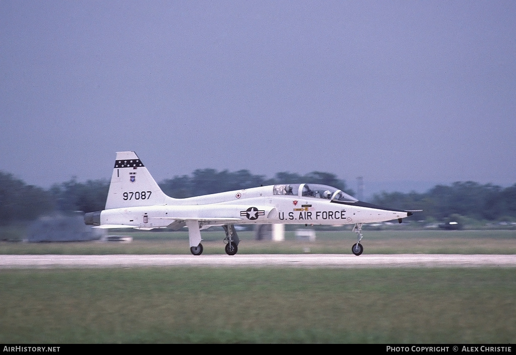 Aircraft Photo of 69-7087 / 97087 | Northrop T-38A Talon | USA - Air Force | AirHistory.net #142711