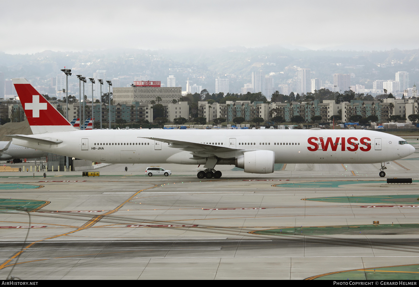 Aircraft Photo of HB-JNA | Boeing 777-3DE/ER | Swiss International Air Lines | AirHistory.net #142733