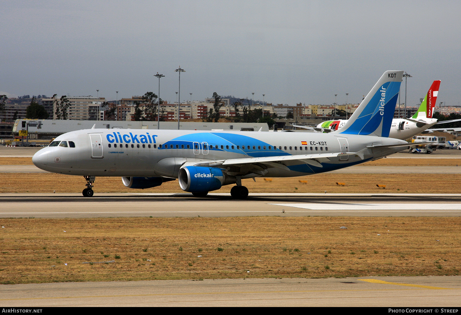 Aircraft Photo of EC-KDT | Airbus A320-216 | Clickair | AirHistory.net #142795