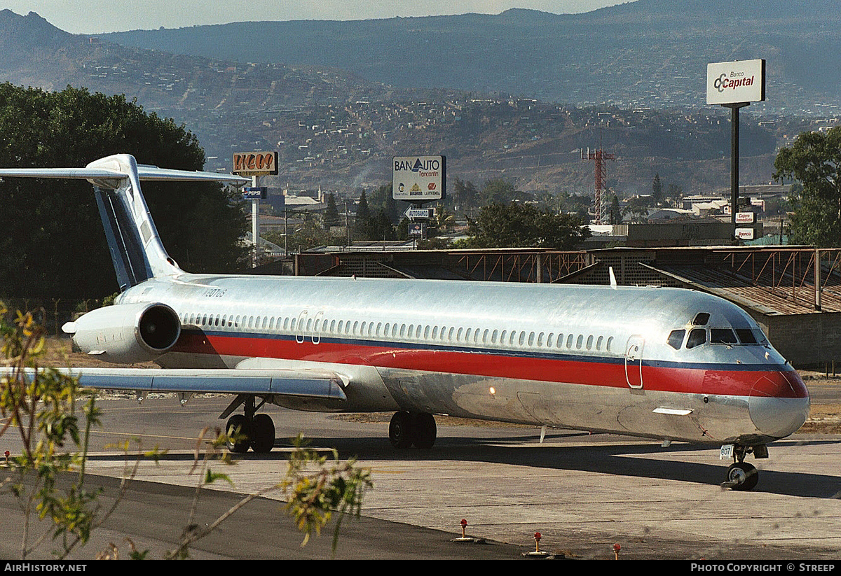 Aircraft Photo of N807US | McDonnell Douglas MD-82 (DC-9-82) | AirHistory.net #142808