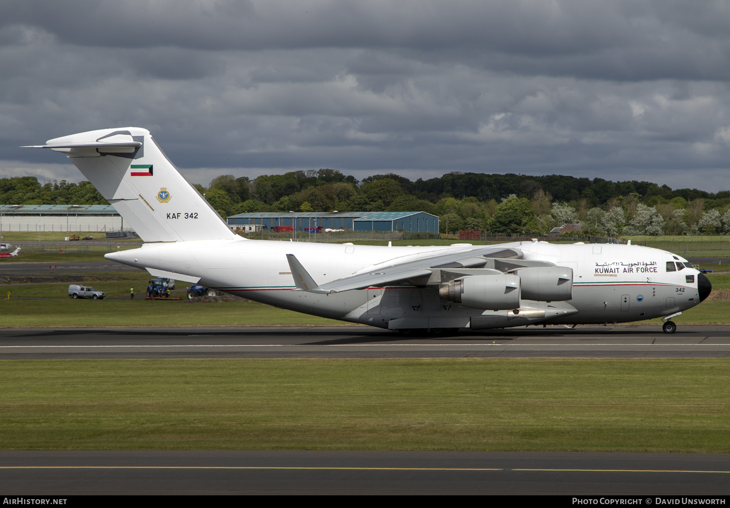 Aircraft Photo of KAF342 | Boeing C-17A Globemaster III | Kuwait - Air Force | AirHistory.net #142890