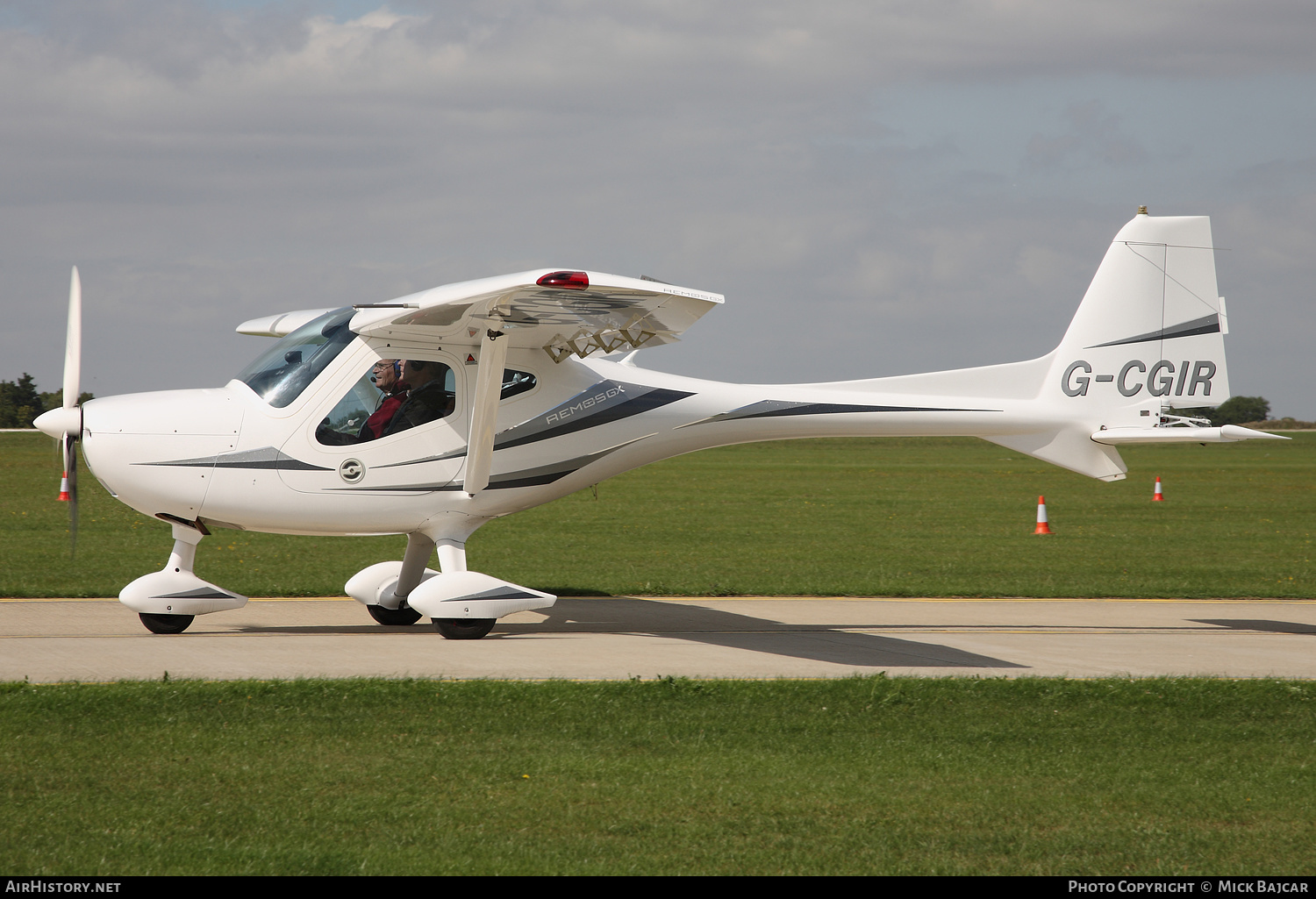 Aircraft Photo of G-CGIR | Remos GX | AirHistory.net #142931