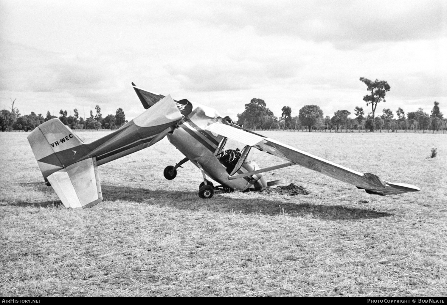 Aircraft Photo of VH-WEC | Cessna 150 | AirHistory.net #143010