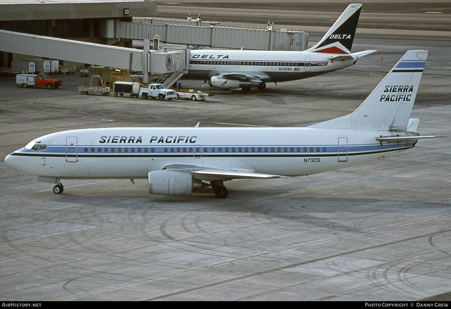 Aircraft Photo of N732S | Boeing 737-3Q8 | Sierra Pacific Airlines | AirHistory.net #143210
