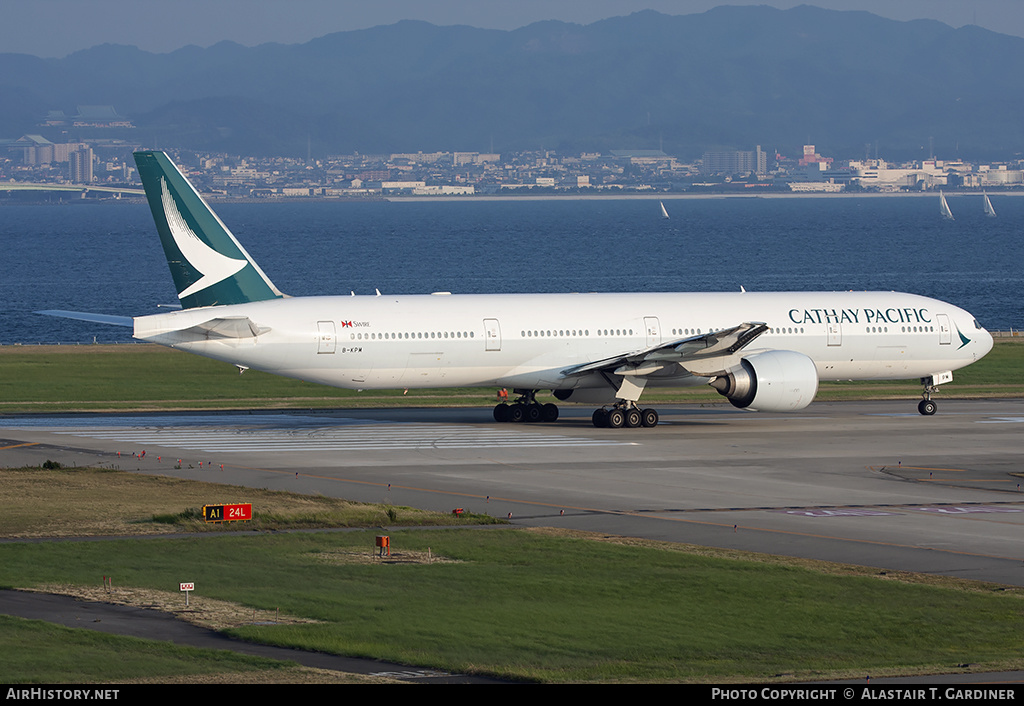 Aircraft Photo of B-KPM | Boeing 777-367/ER | Cathay Pacific Airways | AirHistory.net #143319