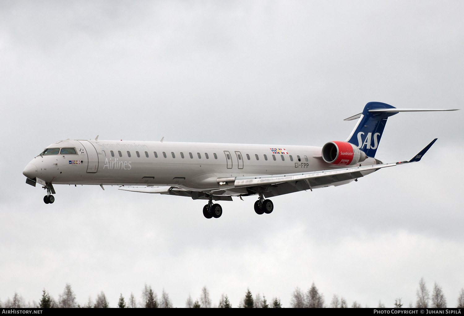 Aircraft Photo of EI-FPP | Bombardier CRJ-900LR NG (CL-600-2D24) | Scandinavian Airlines - SAS | AirHistory.net #143344