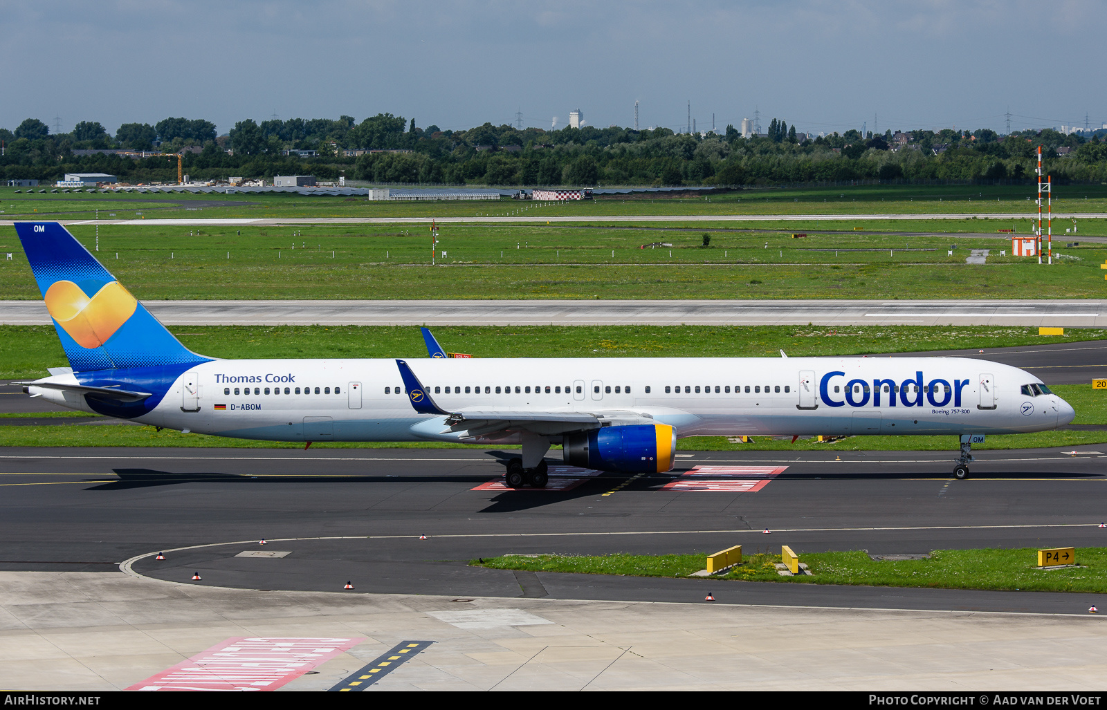 Aircraft Photo of D-ABOM | Boeing 757-330 | Condor Flugdienst | AirHistory.net #143372