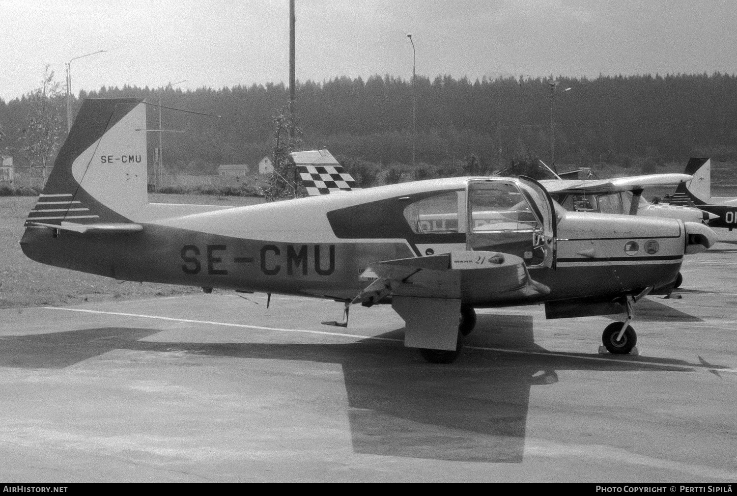 Aircraft Photo of SE-CMU | Mooney M-20B Mark 21 | AirHistory.net #143383