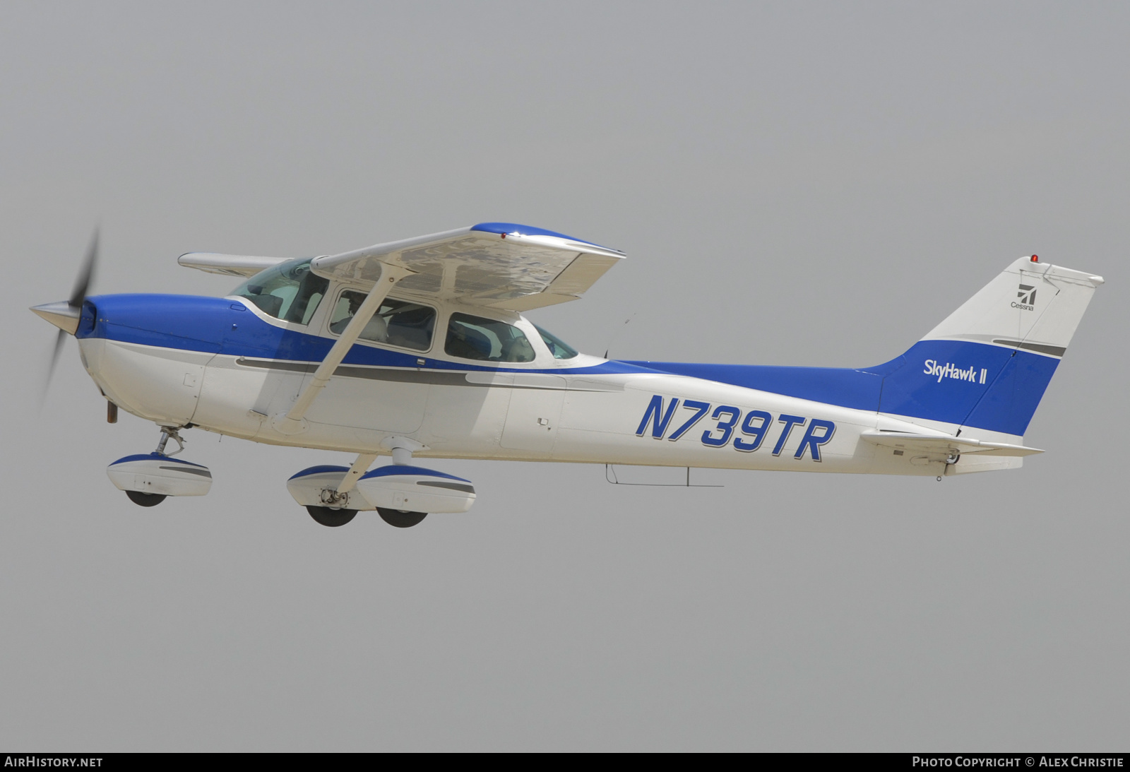 Aircraft Photo of N739TR | Cessna 172N Skyhawk 100 II | AirHistory.net #143400