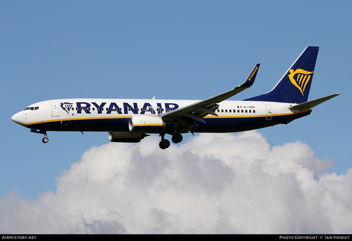 Aircraft Photo of EI-GDK | Boeing 737-800 | Ryanair | AirHistory.net #143505