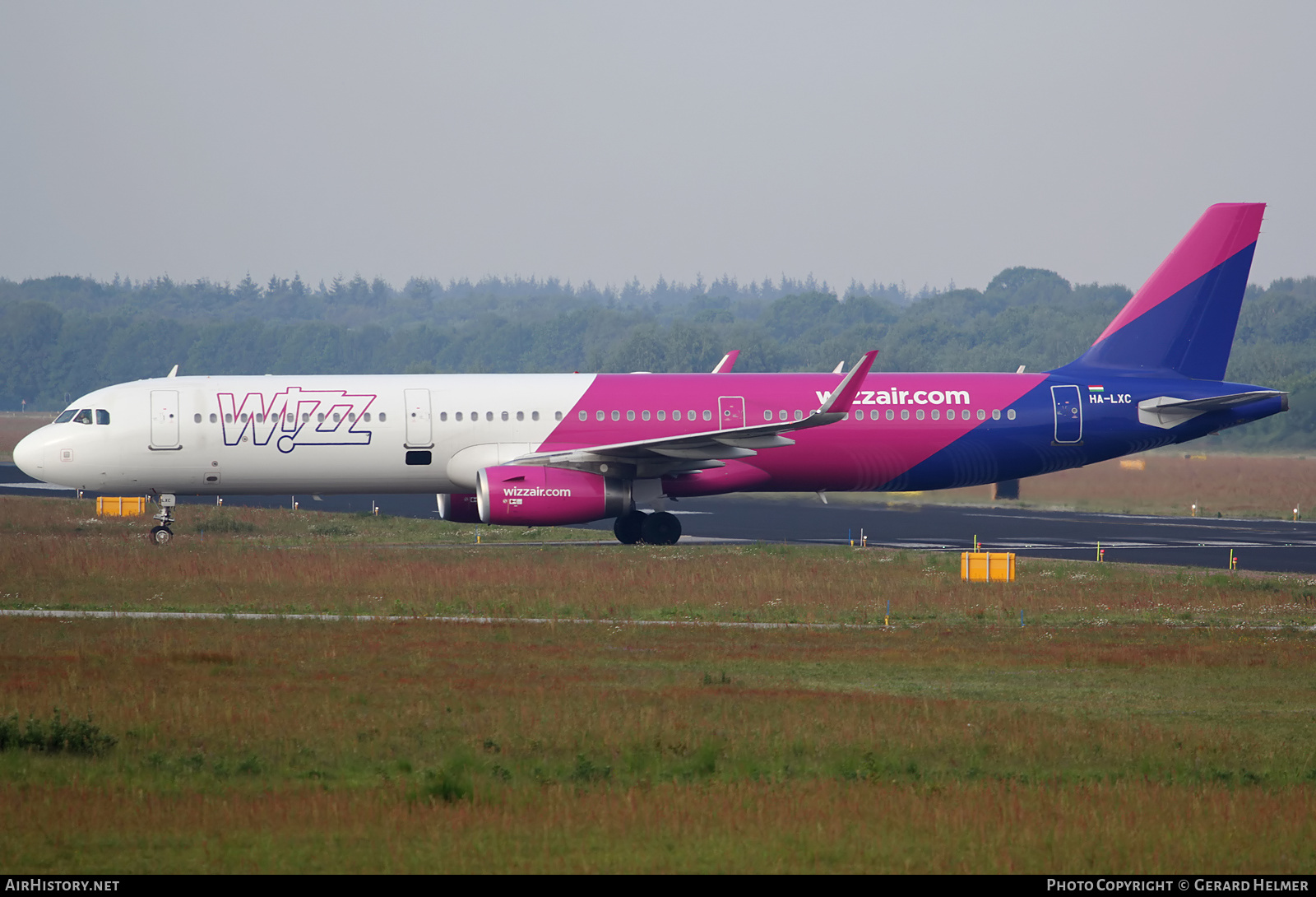 Aircraft Photo of HA-LXC | Airbus A321-231 | Wizz Air | AirHistory.net #143559