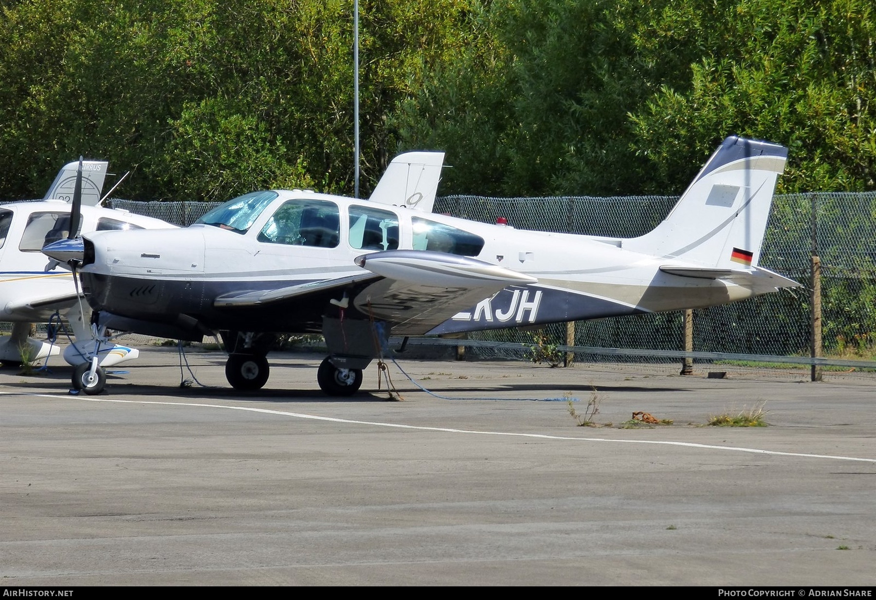 Aircraft Photo of D-EKJH | Beech F33A Bonanza | AirHistory.net #143652