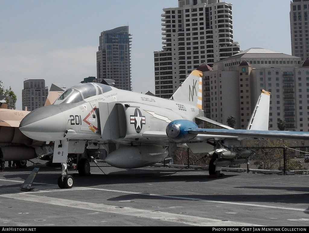 Aircraft Photo of 153880 | McDonnell Douglas F-4J Phantom II | USA - Navy | AirHistory.net #143709