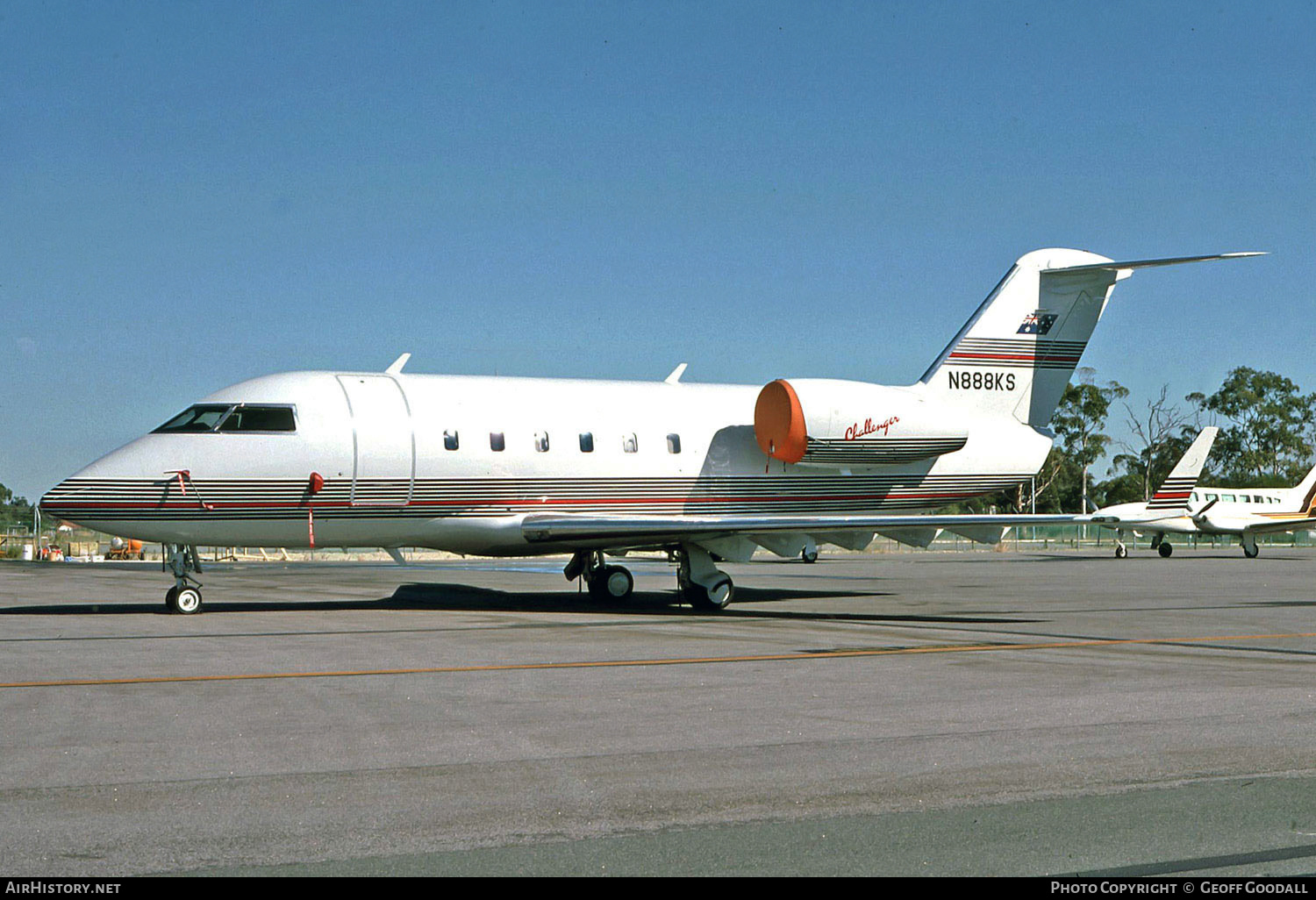 Aircraft Photo of N888KS | Canadair Challenger 600S (CL-600-1A11) | AirHistory.net #143735