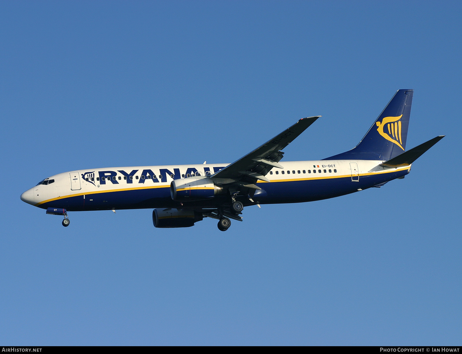 Aircraft Photo of EI-DCT | Boeing 737-8AS | Ryanair | AirHistory.net #143748