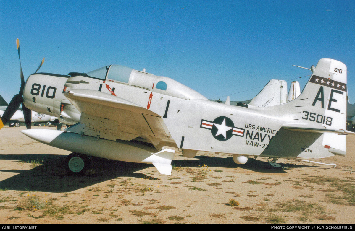 Aircraft Photo of 135018 | Douglas EA-1F Skyraider (AD-5Q) | USA - Navy | AirHistory.net #143780