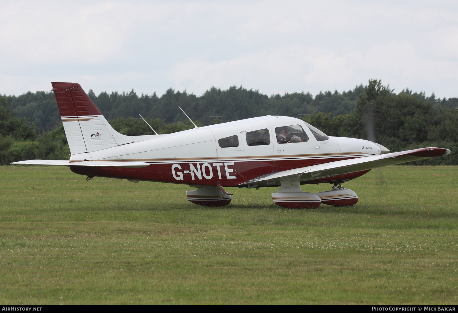 Aircraft Photo of G-NOTE | Piper PA-28-181 Archer III | AirHistory.net #143795