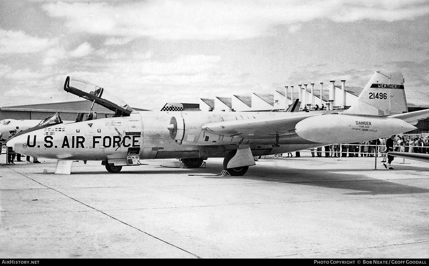 Aircraft Photo of 52-1496 / 21496 | Martin B-57B Canberra | USA - Air Force | AirHistory.net #144022
