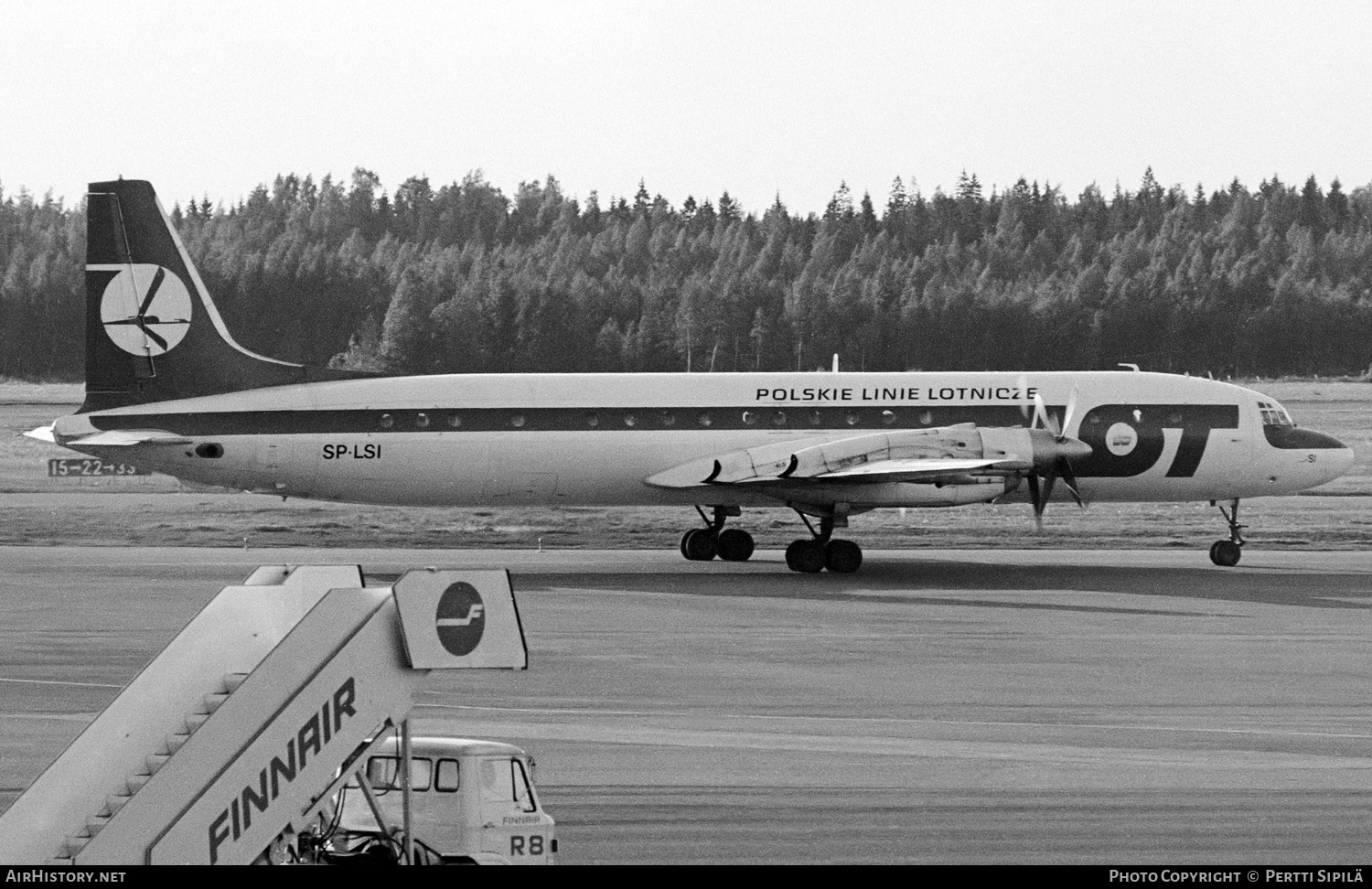 Aircraft Photo of SP-LSI | Ilyushin Il-18E | LOT Polish Airlines - Polskie Linie Lotnicze | AirHistory.net #144039