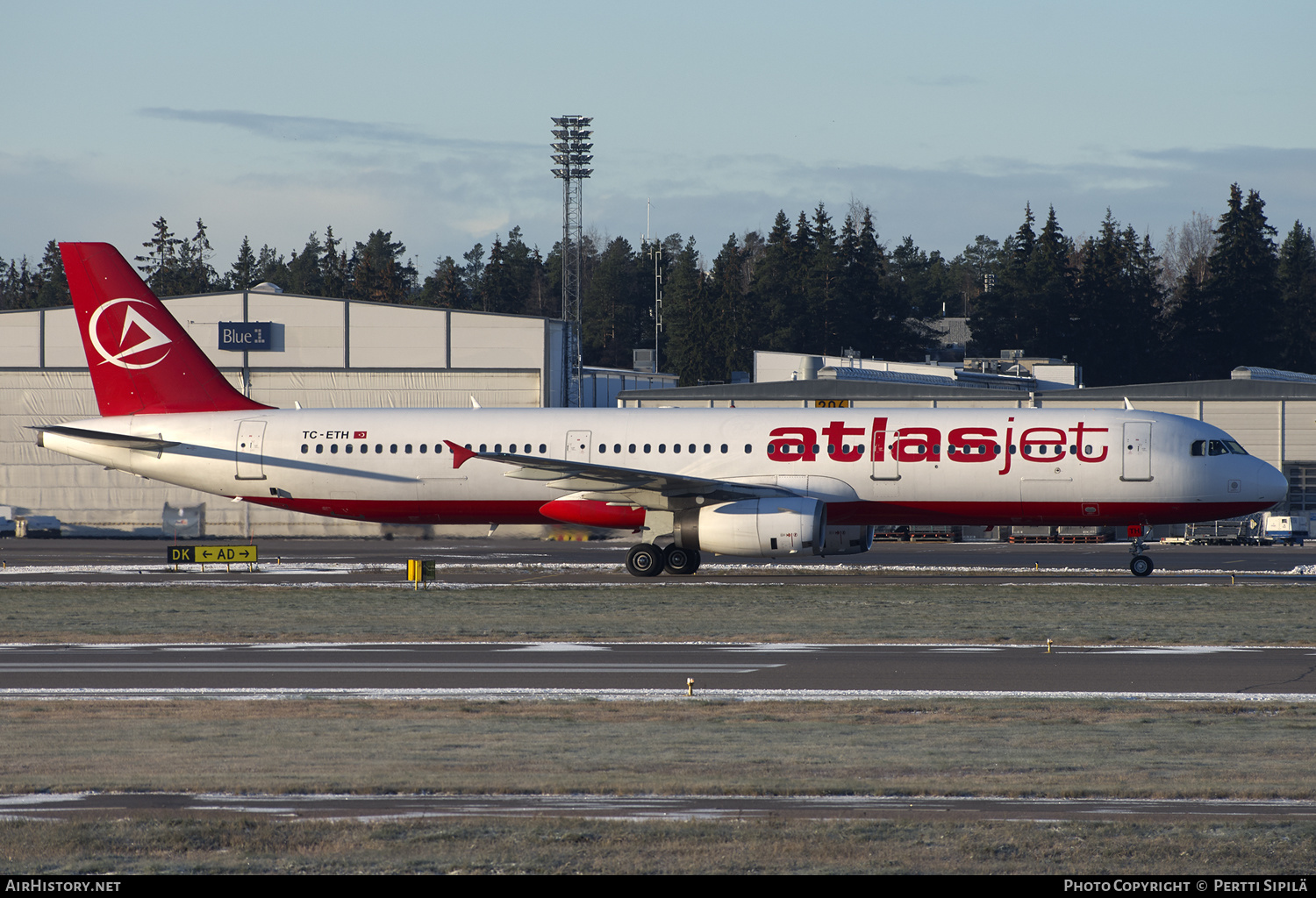 Aircraft Photo of TC-ETH | Airbus A321-231 | Atlasjet Airlines | AirHistory.net #144094