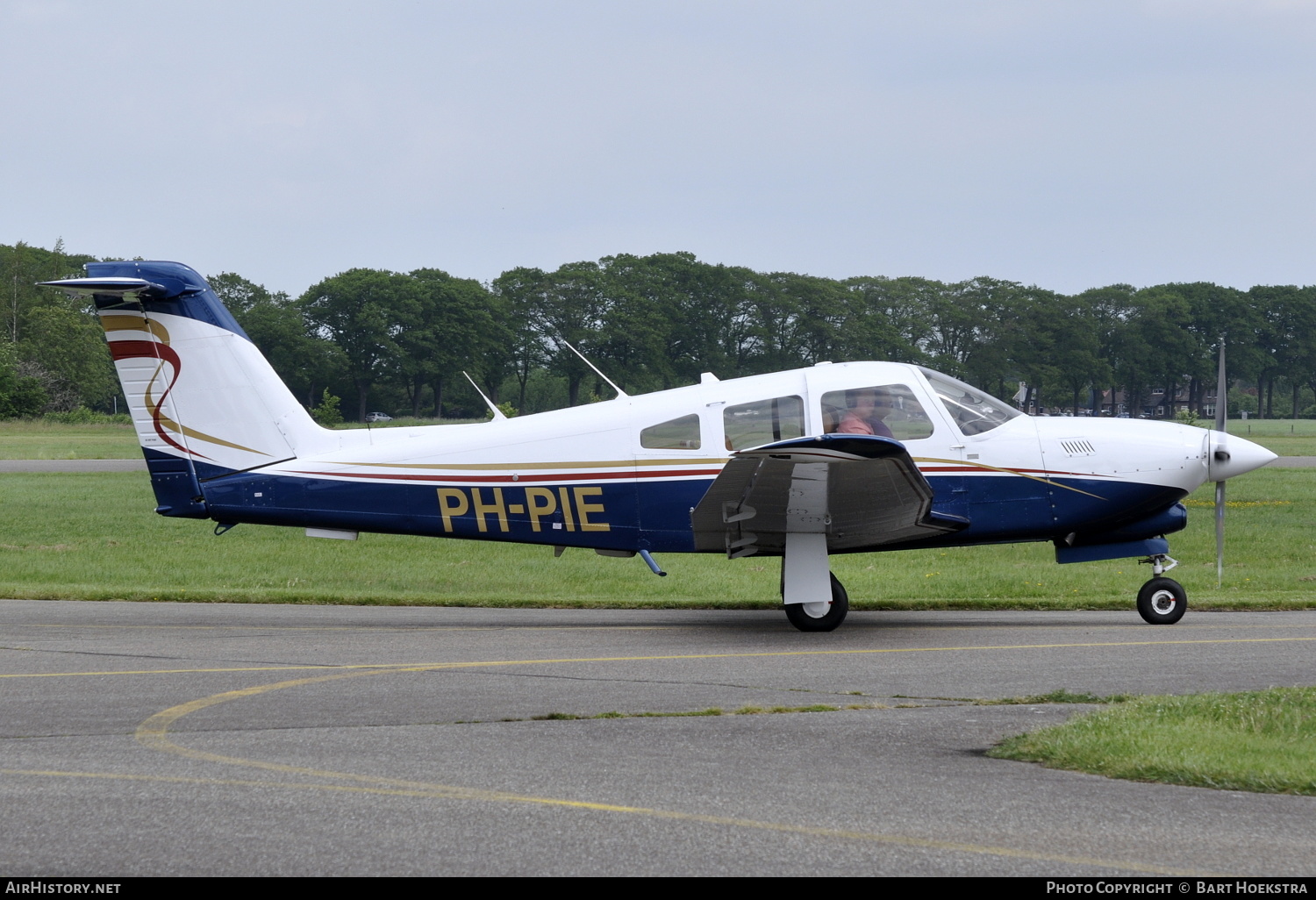 Aircraft Photo of PH-PIE | Piper PA-28RT-201T Turbo Arrow IV | AirHistory.net #144113