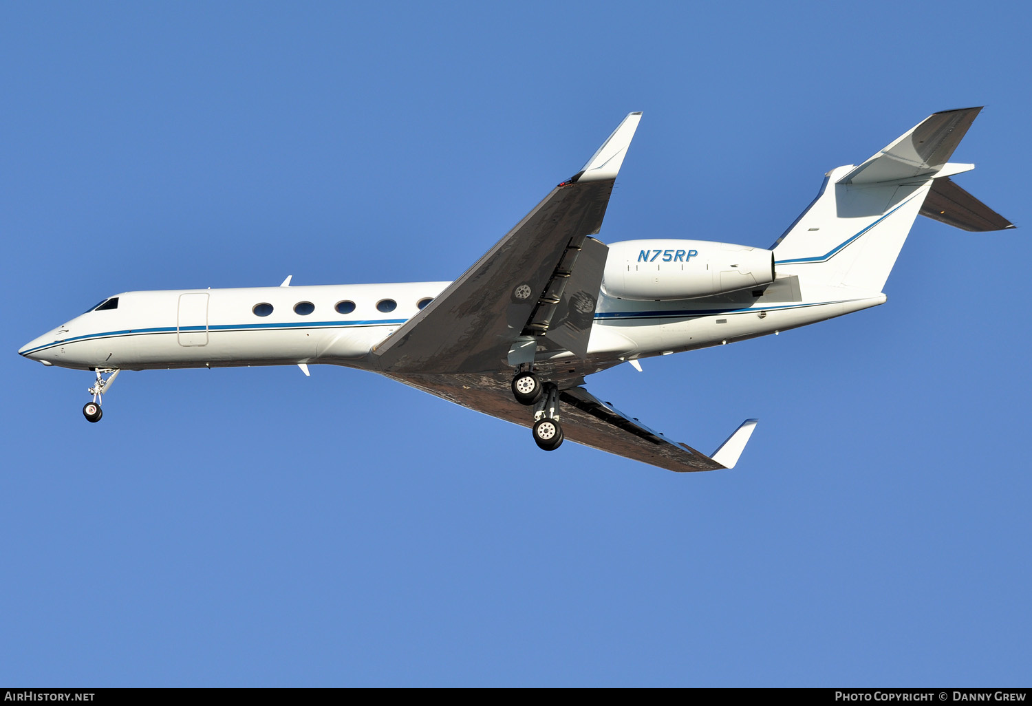 Aircraft Photo of N75RP | Gulfstream Aerospace G-V Gulfstream V | AirHistory.net #144141