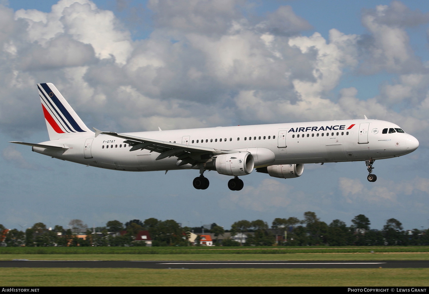 Aircraft Photo of F-GTAT | Airbus A321-211 | Air France | AirHistory.net #144298