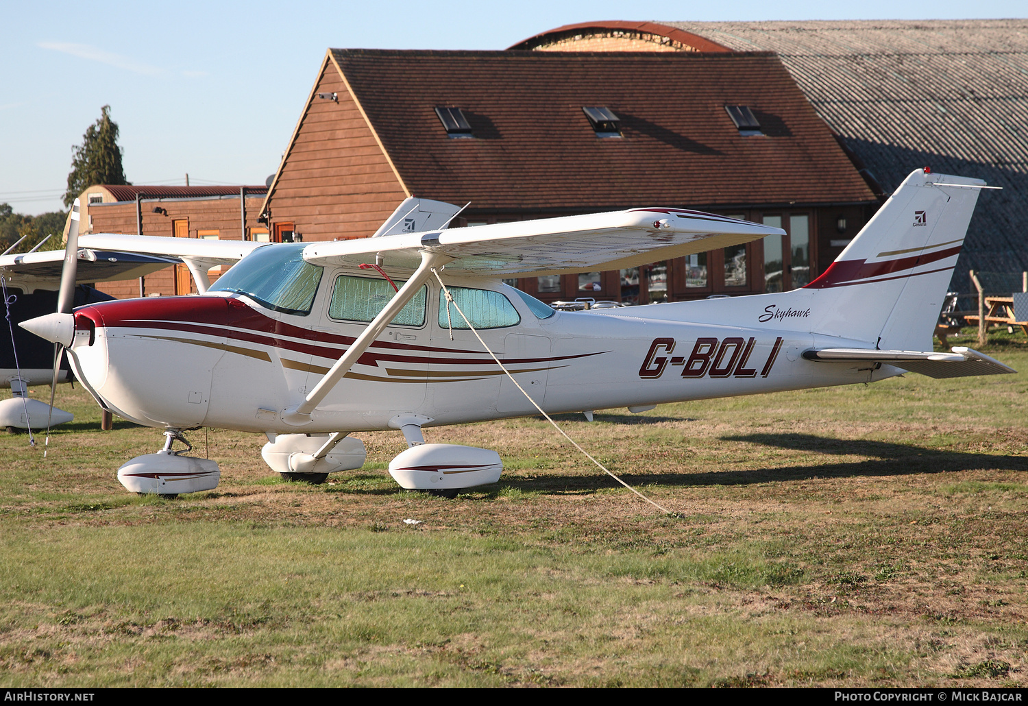 Aircraft Photo of G-BOLI | Cessna 172P Skyhawk | AirHistory.net #144307