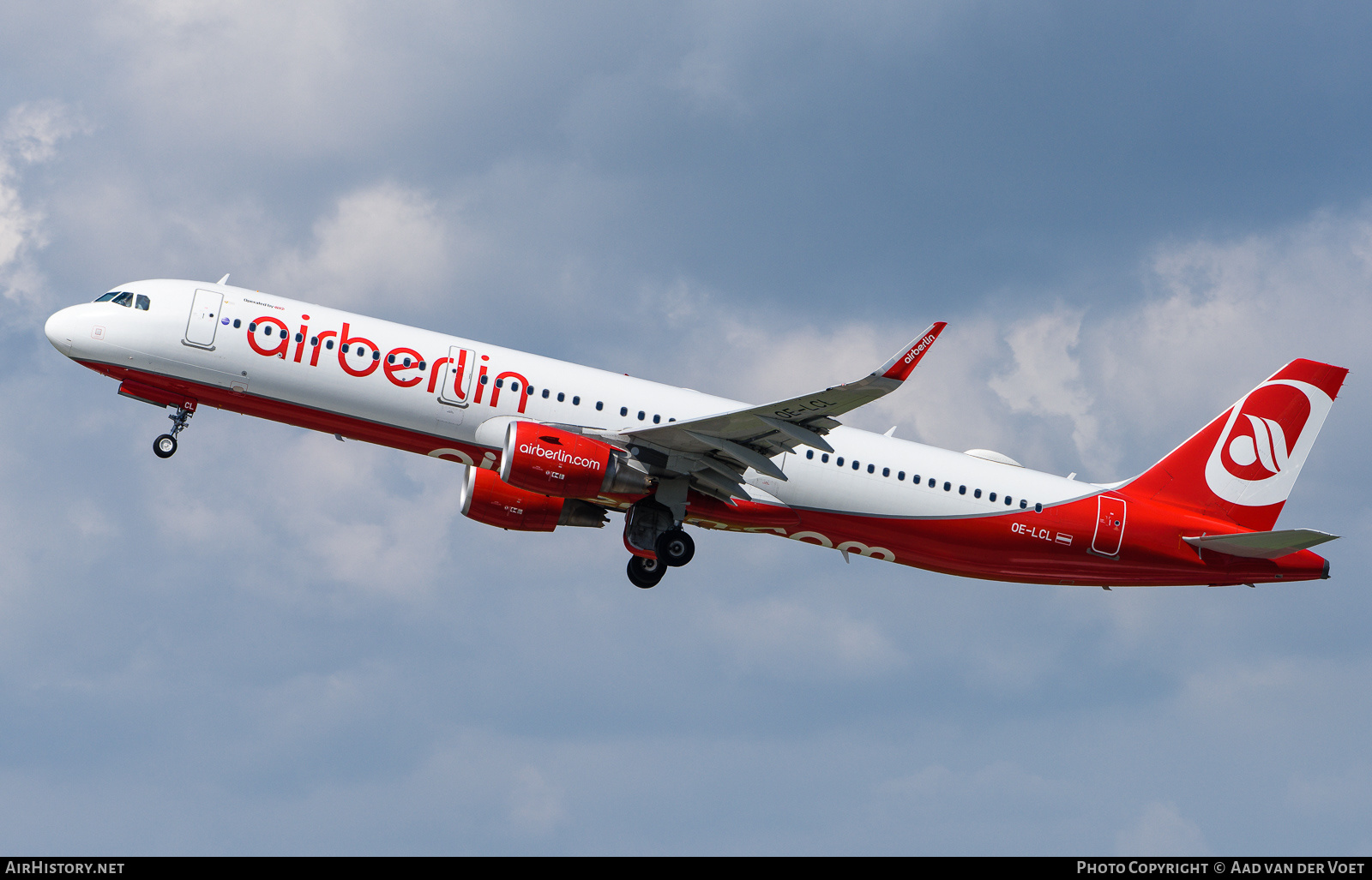 Aircraft Photo of OE-LCL | Airbus A321-211 | Air Berlin | AirHistory.net #144381