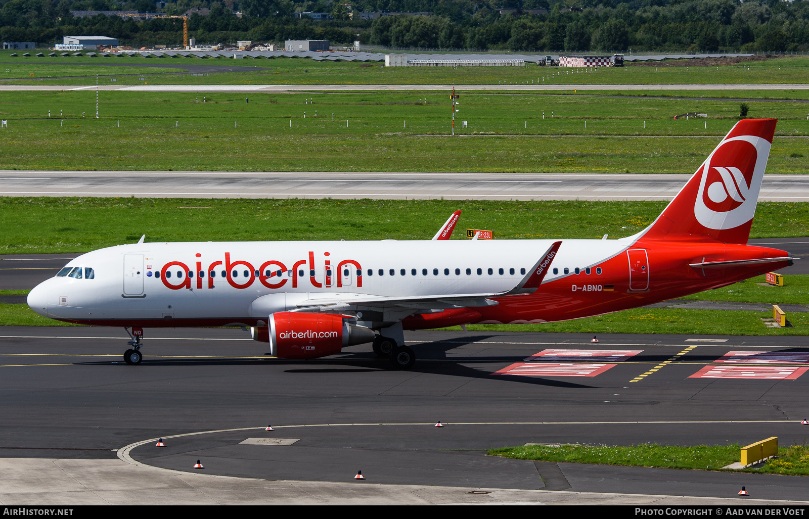 Aircraft Photo of D-ABNQ | Airbus A320-214 | Air Berlin | AirHistory.net #144393