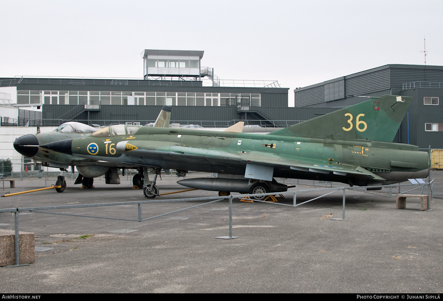 Aircraft Photo of 35069 | Saab J35A Draken | Sweden - Air Force | AirHistory.net #144422