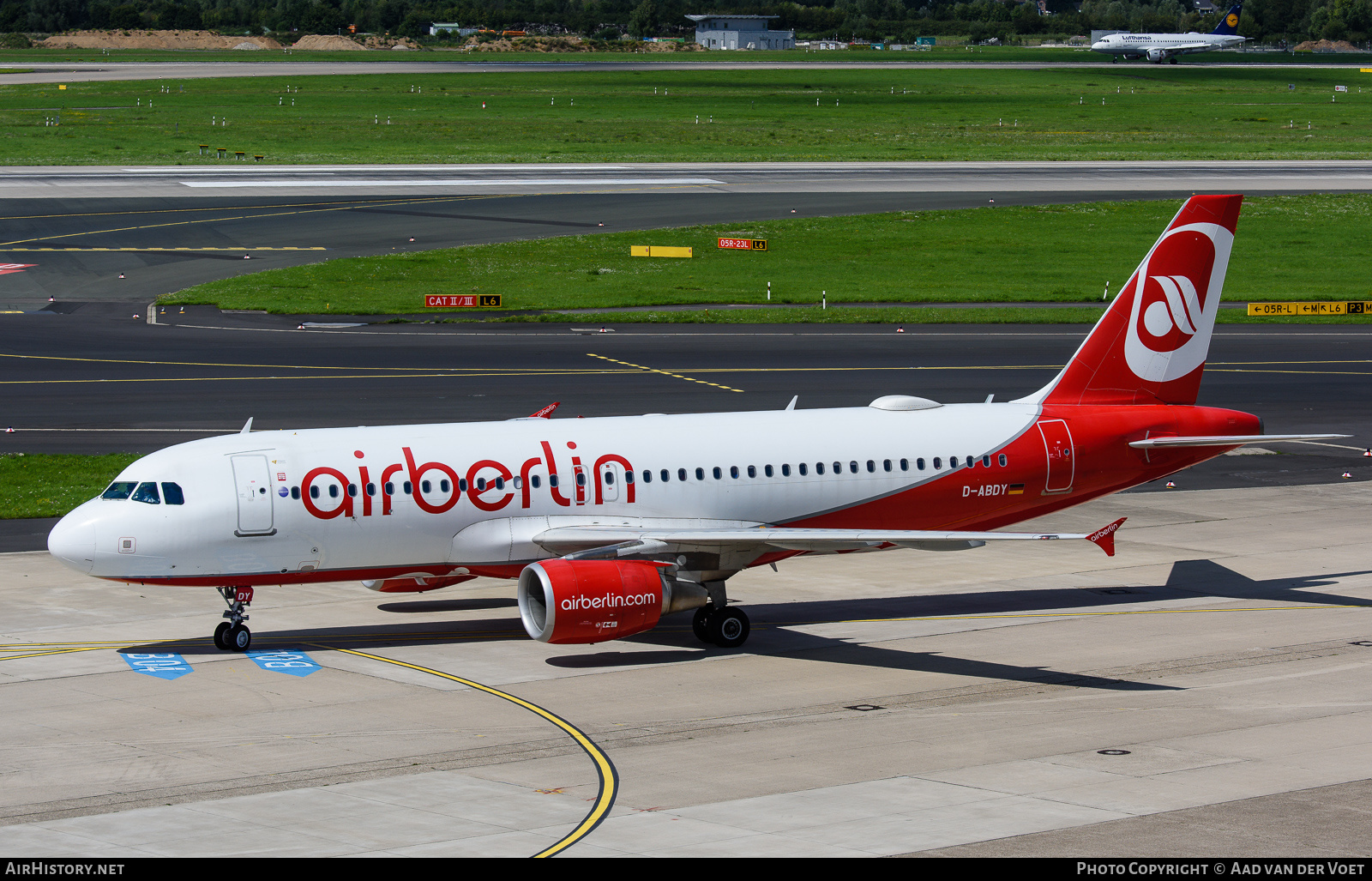 Aircraft Photo of D-ABDY | Airbus A320-214 | Air Berlin | AirHistory.net #144465