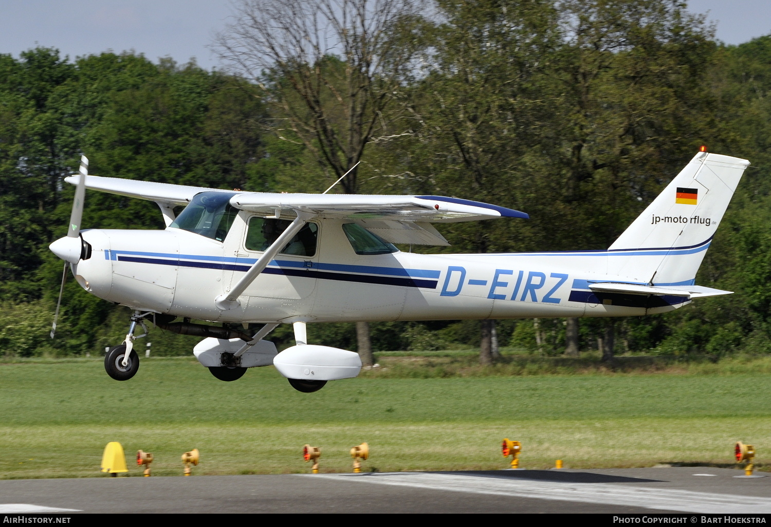 Aircraft Photo of D-EIRZ | Reims F152 | JP-Motorflug | AirHistory.net #144498