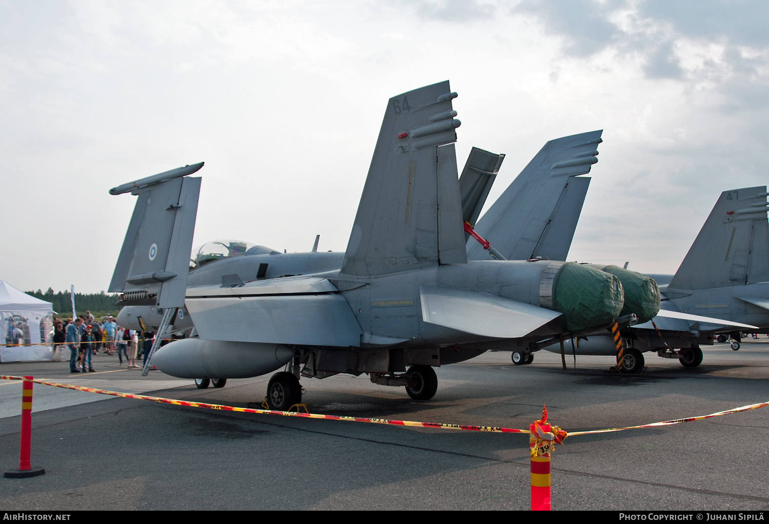 Aircraft Photo of HN-464 | McDonnell Douglas F/A-18D Hornet | Finland - Air Force | AirHistory.net #144509