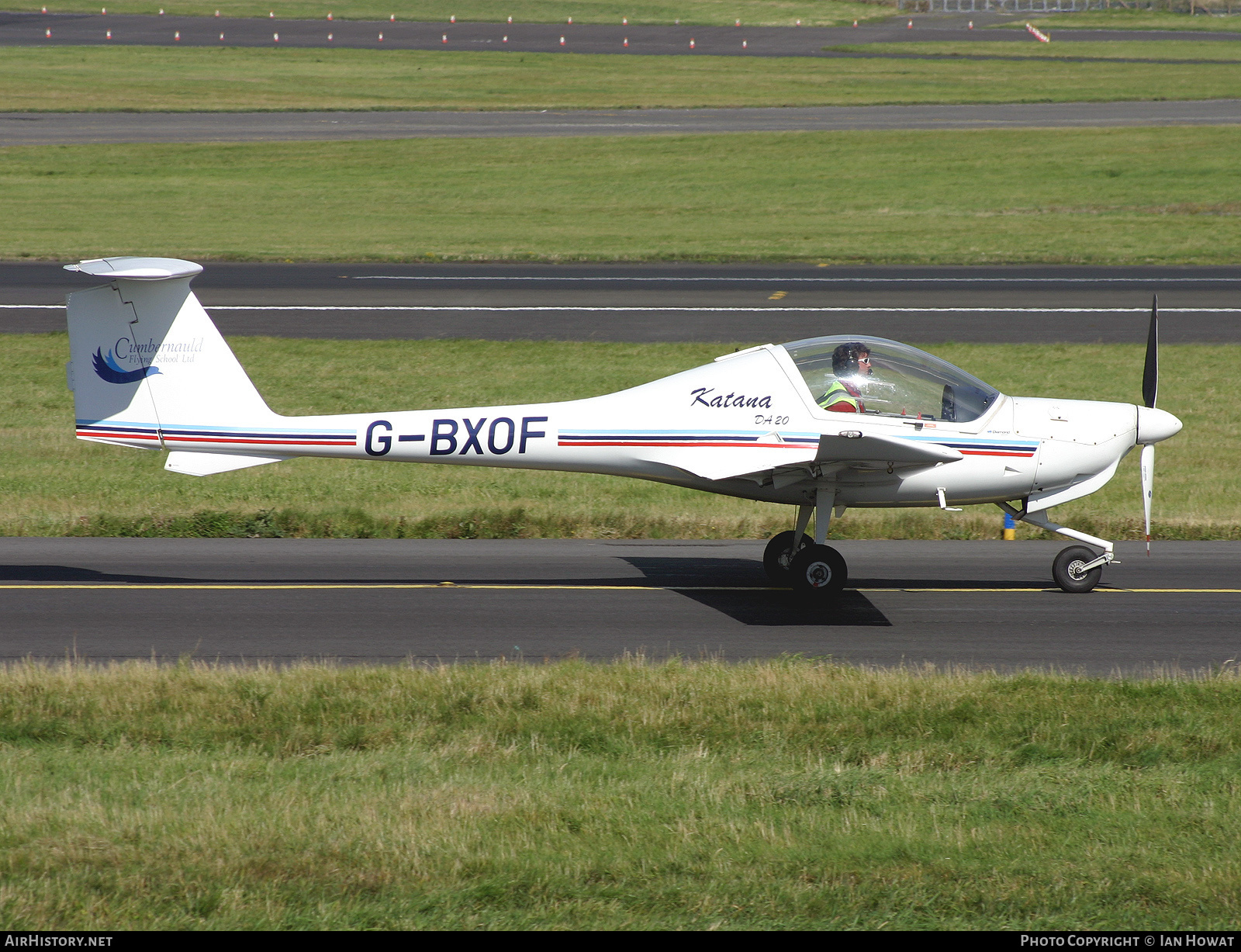 Aircraft Photo of G-BXOF | Diamond DA20A-1 Katana | Cumbernauld Flying School | AirHistory.net #144564